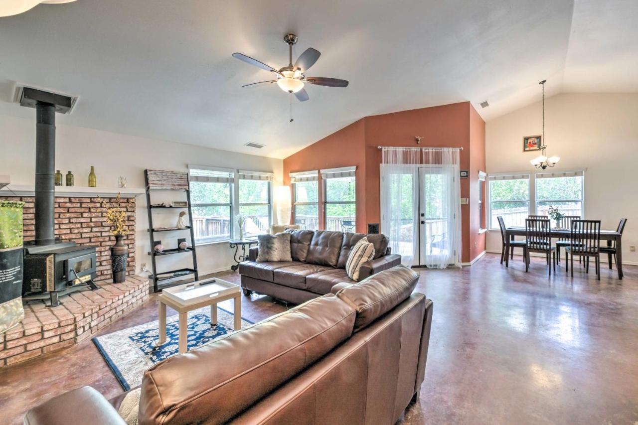Charming Home Less Than 10 Mi To Sequoia Natl Park! Three Rivers Eksteriør billede